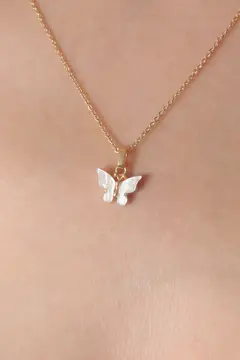 Gold Beyaz Renk Kelebek Figür Kadın Kolye 5886