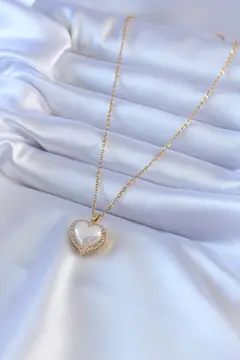 316L Çelik Gold Renk İncili Kalp Model Zirkon Taşlı Kadın Kolye 5886
