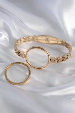 316L Çelik Gold Renk Arpa İşleme Açılabilir Fanus Model Kadın Kelepçe 5886