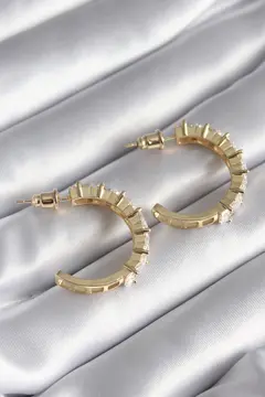 Pirinç Gold Renk Zirkon Taşlı Halka Model Kadın Küpe 5886