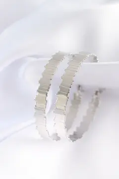 Pirinç Gümüş Renk Tırtıklı Halka Küpe 5886