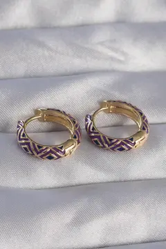 Pirinç Gold Renk Mor Etnik Desenli Halka Küpe 5886