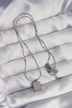 316L Çelik Gümüş Renk Kare Charm Model Kolye 5886