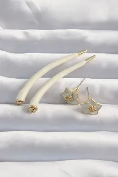Pirinç Krem Renk Botega Küpe 5886