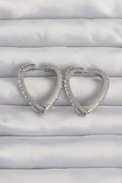 Pirinç Gümüş Renk Zirkon Taşlı Motifli Kalp Küpe 5886