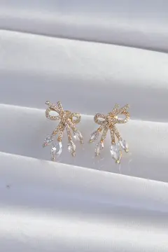 Pirinç Gold Renk Zirkon Taşlı Fiyonk Küpe 5886