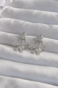 Pirinç Gümüş Renk Zirkon Taşlı Yassı Fiyonk Model Küpe 5886