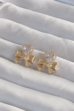 Pirinç Gold Renk Zirkon Taşlı Kalp Model Fiyonk Küpe 5886