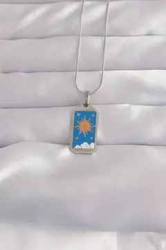 316L Çelik Gümüş Renk Mavi Mineli Güneş Model Tarot Kolye 5886