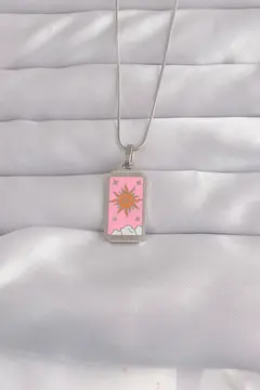 316L Çelik Gümüş Renk Pembe Mineli Güneş Model Tarot Kolye 5886