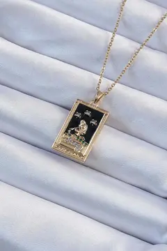 316L Çelik Zincir Altın Renk Zirkon Taşlı Siyah Mineli Kız Figürlü Tarot Kolye 5886