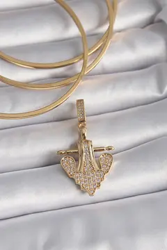 Pirinç Gold Renk Zirkon Taşlı Çapa Model Ajda Charm 5886