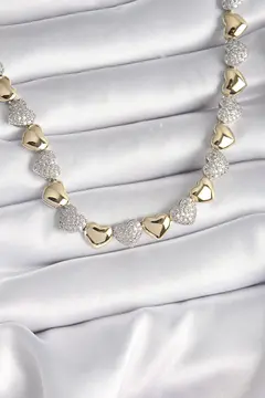 Pirinç Mix Renk Zirkon Taşlı Kalp Model VIP Exclusive Seri Kadın Kolye 5886