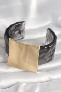 Siyah Mermer Desen Akrilik Plastik Gold Kare Plaka Model Vintage Kadın Bilezik 5886