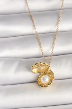 316L Çelik Gold Renk Zincir Açılır İncili Midye Model Kadın Kolye 5886