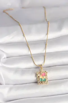 316L Çelik Gold Renk Renkli Zirkon Taşlı Kelebek İşlemeli Portre Model Kadın Kolye 5886