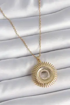 316L Çelik Gold Renk Zincir Zirkon Taşlı Nova Yıldız Model Kadın Kolye 5886