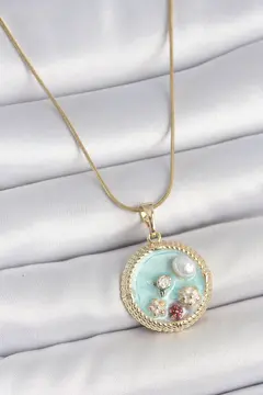 316L Çelik Gold Renk Zincir Mavi Mineli İnci Çiçek İşlemeli Zirkon Taş Detaylı Madalyon Model Kadın Kolye 5886
