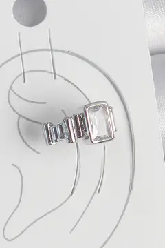 Pirinç Gümüş Renk Kare Zirkon Taşlı Kadın Kıkırdak Model Küpe 5886