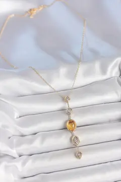 Pirinç Zincir Kehribar Sarı Gold Renk  Zirkon Taşlı Y Kolye 5886