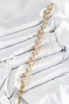 Pirinç Zirkon Taşlı Yonca Baget Model Gold Renk VIP Seri Kadın Bileklik 5886