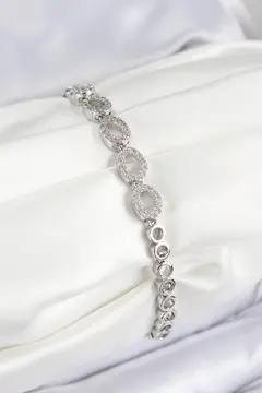 Pirinç Zirkon Taşlı Oval Model Gümüş Renk Kadın Bileklik 5886