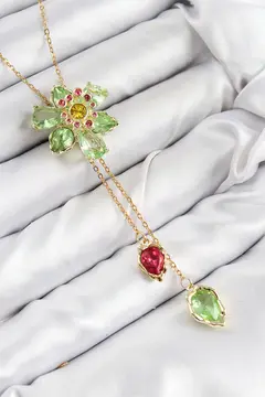 VIP Pirinç Zirkon Taşlı Çiçek Model Gold Renk Asansörlü Kadın Kolye 5886