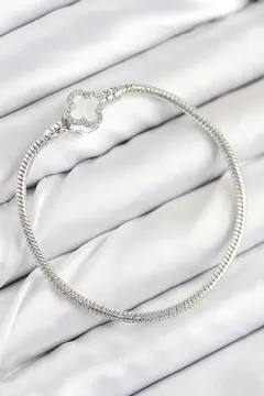 Pirinç Charm Zirkon Taşlı Yonca Model Gümüş Renk Kadın Bileklik 5886