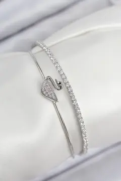 Pirinç Zirkon Taşlı Kuğu Model Gümüş Renk Kadın Bileklik 5886
