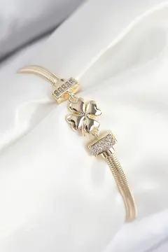 Pirinç Zirkon Taşlı Yonca Model Gold Renk Kadın Bileklik 5886