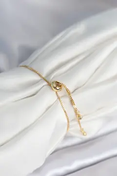 Yıldız Model Asansörlü Gold Renk Kadın Bileklik 5886