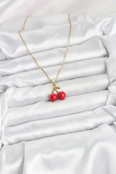 316L Çelik Zincir Gold Renk Kiraz Model Kadın Kolye 5886