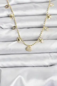 Pirinç Gold Renk Zirkon Taşlı Deniz Kabuğu Model Kadın Kolye 5886