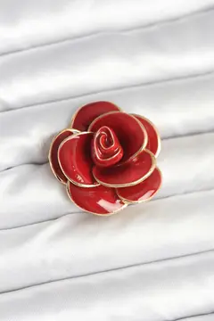 Kırmızı Gül Model Broş 5886