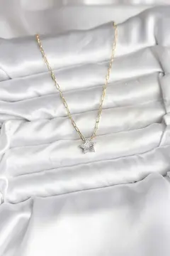Pirinç Gold Renk Zincirli Zirkon Taşlı Minimal Yıldız Model Kadın Kolye 5886
