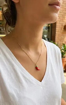 Pirinç Gold Renk Kırmızı Kapya Biber Model Kadın Kolye 5886