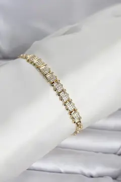 Xuping Model Zirkon Taşlı Gold Renk Kadın Bileklik 5886