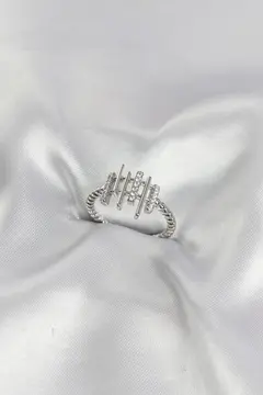 Gümüş Renk Zirkon Taşlı Sütun Model Kadın Yüzük 5886