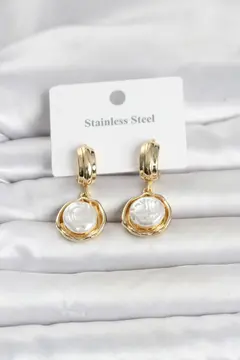 316L Çelik Gold Renk İnci Detaylı Kadın Küpe 5886