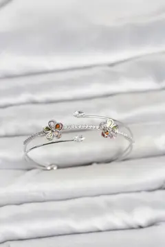 Gümüş Renk Pirinç Zirkon Taşlı Çiçek Model Kadın Bileklik 5886
