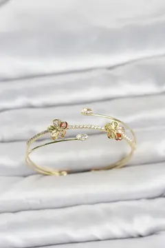 Gold Renk Pirinç Zirkon Taşlı Çiçek Model Kadın Bileklik 5886