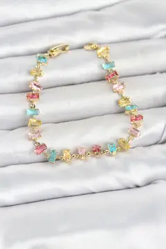 Kristal Taşlı Baget Kesimli Karışık Renkli Gold Renk Gema Kadın Bileklik 5886