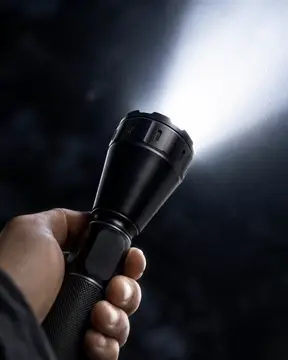 60W Profesyonel Şarjlı El Feneri 9000mAh Güçlü LED Aydınlatma