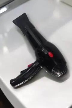 Tüm Saç Tiplerine Uygun İki Kademeli Hız Ayarlı Fön Makinesi