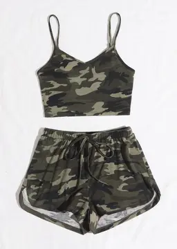 Kadın Kamuflaj Desenli Askılı Crop Top ve Şortlu Gecelik Takım H110440