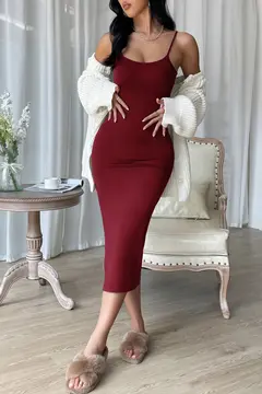 Kadın Bordo Yırtmaçlı Diz Altı Vücüdu Saran Gecelik H110446