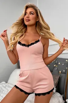 Kadın Pembe Alt Ve Üst Dantel Detaylı Şortlu Gecelik Takımı H110514