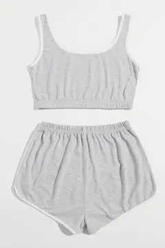 Kadın Gri Askılı Crop Top ve Şortlu Gecelik Takım H110559