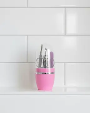 Tırnak Bakım Manikür Pedikür Seti 4 Parça Pembe Pratik Günlük Kullanım