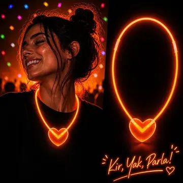 Neon Işıklı Fosforlu Kalp Parti Kolyesi Kırmızı Renk